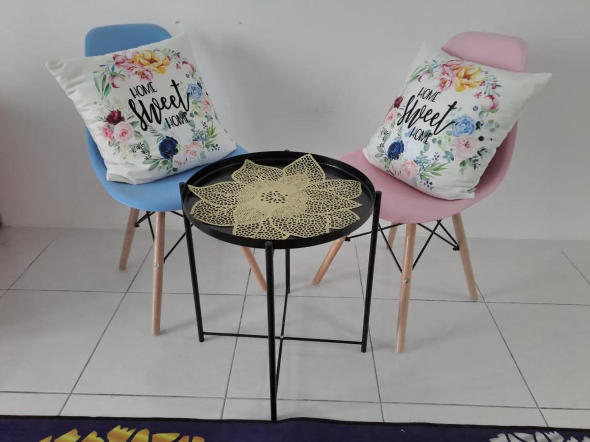 Impiana Homestay Near Putrajaya, Cyberjaya, Musliem Only,Wifi,Netflix 甘榜龙溪 外观 照片
