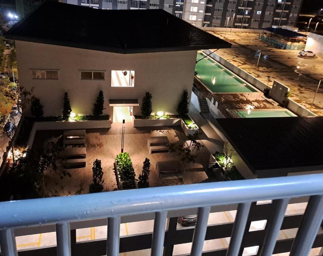 Impiana Homestay Near Putrajaya, Cyberjaya, Musliem Only,Wifi,Netflix 甘榜龙溪 外观 照片